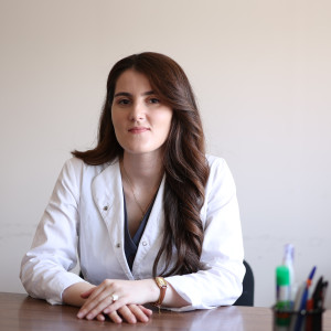 Ամառվա կարևոր հարցերին պատասխանում է թերապևտ Էմմա Գևորգյանը